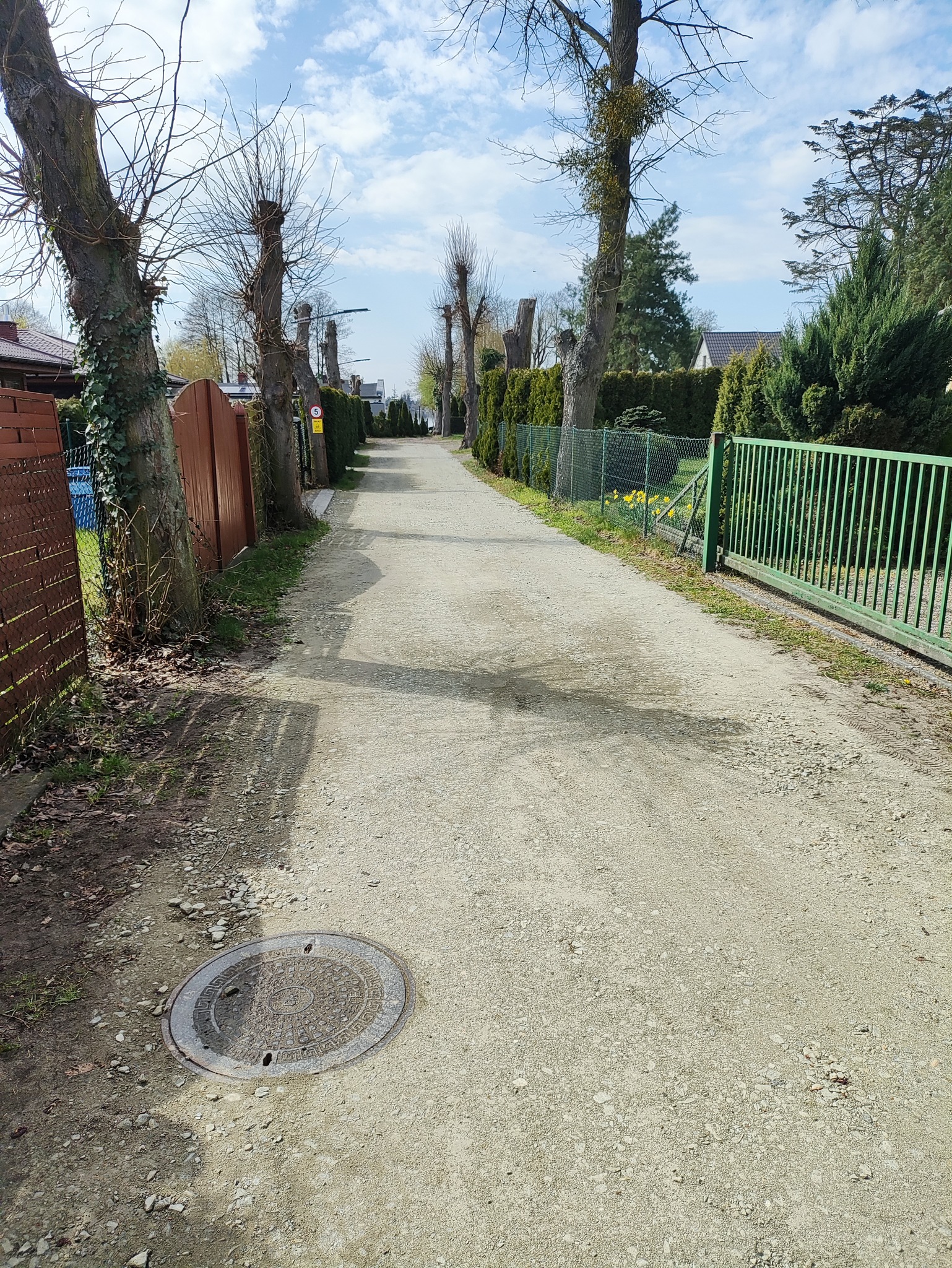 Construction of access roads – offer and equipment of Kankiewicz Roboty Ziemne